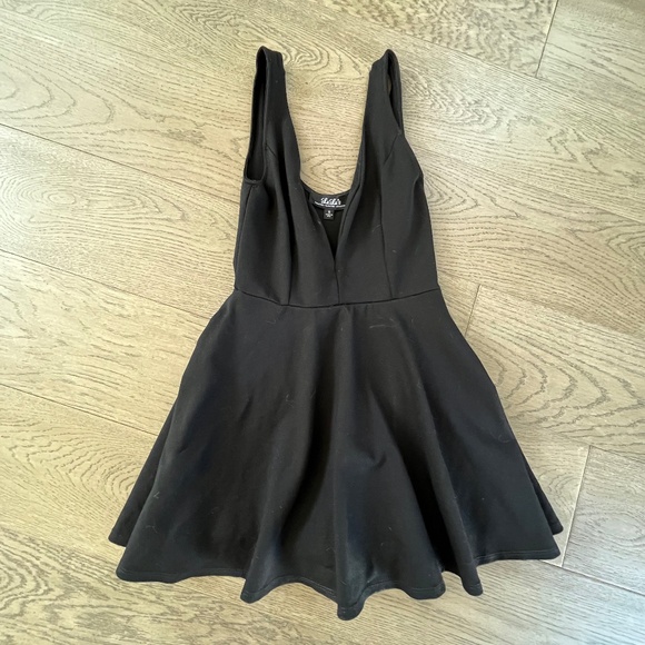 LULU’S Women's Dress with spandex shorts - Picture 3 of 9